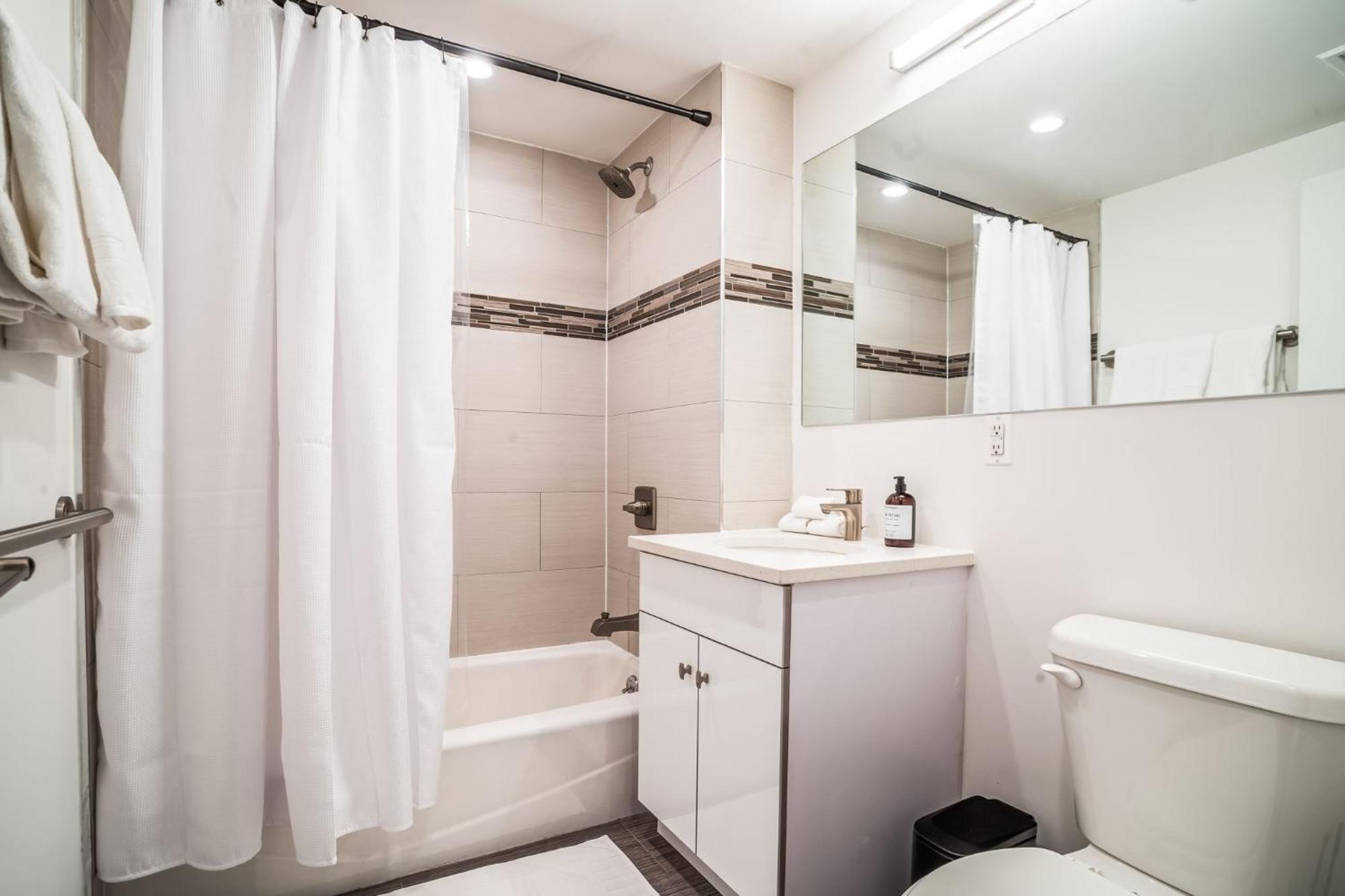 ניו יורק Modern 2-Br With Southern Views מראה חיצוני תמונה
